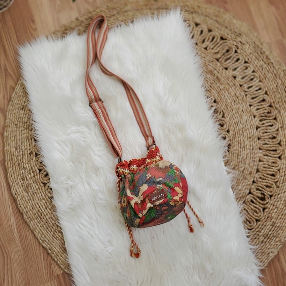 SAKROOTS Bucket Bag - Picture 6 of 13